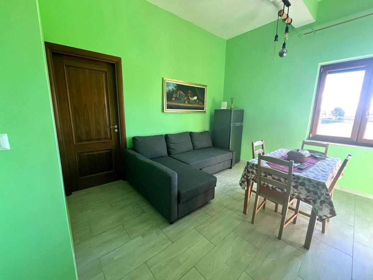 Holiday-Caroline Apartment Pompei Bagian luar foto