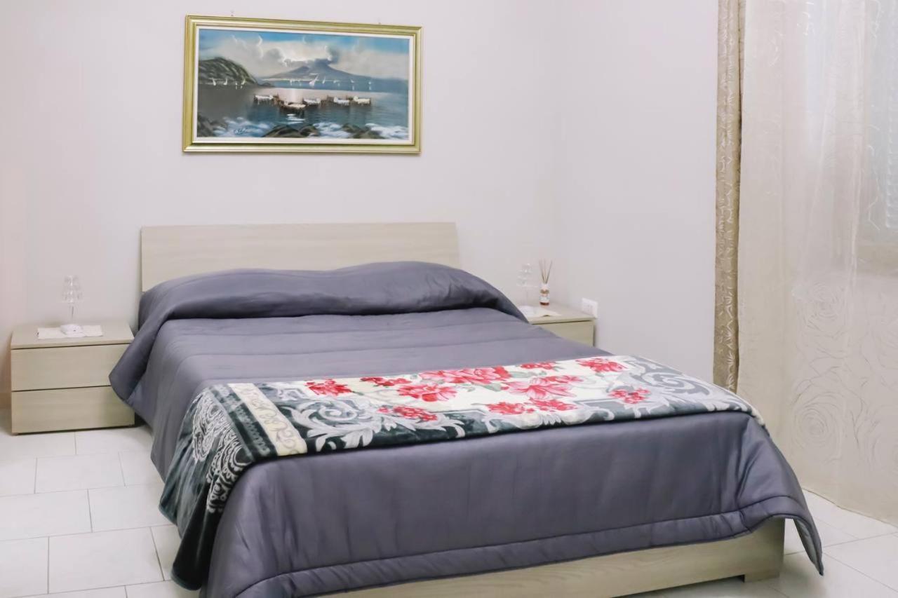 Holiday-Caroline Apartment Pompei Bagian luar foto